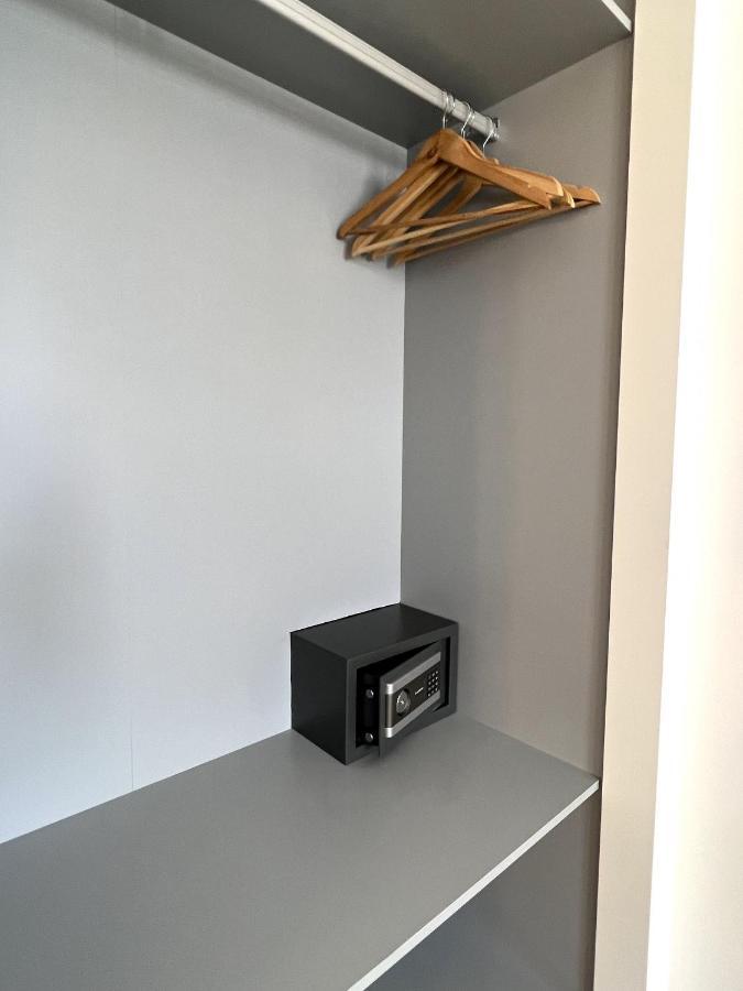 Casahost Bastian Boutique I Seaview Apartment กอสตา เตกีสเซ ภายนอก รูปภาพ