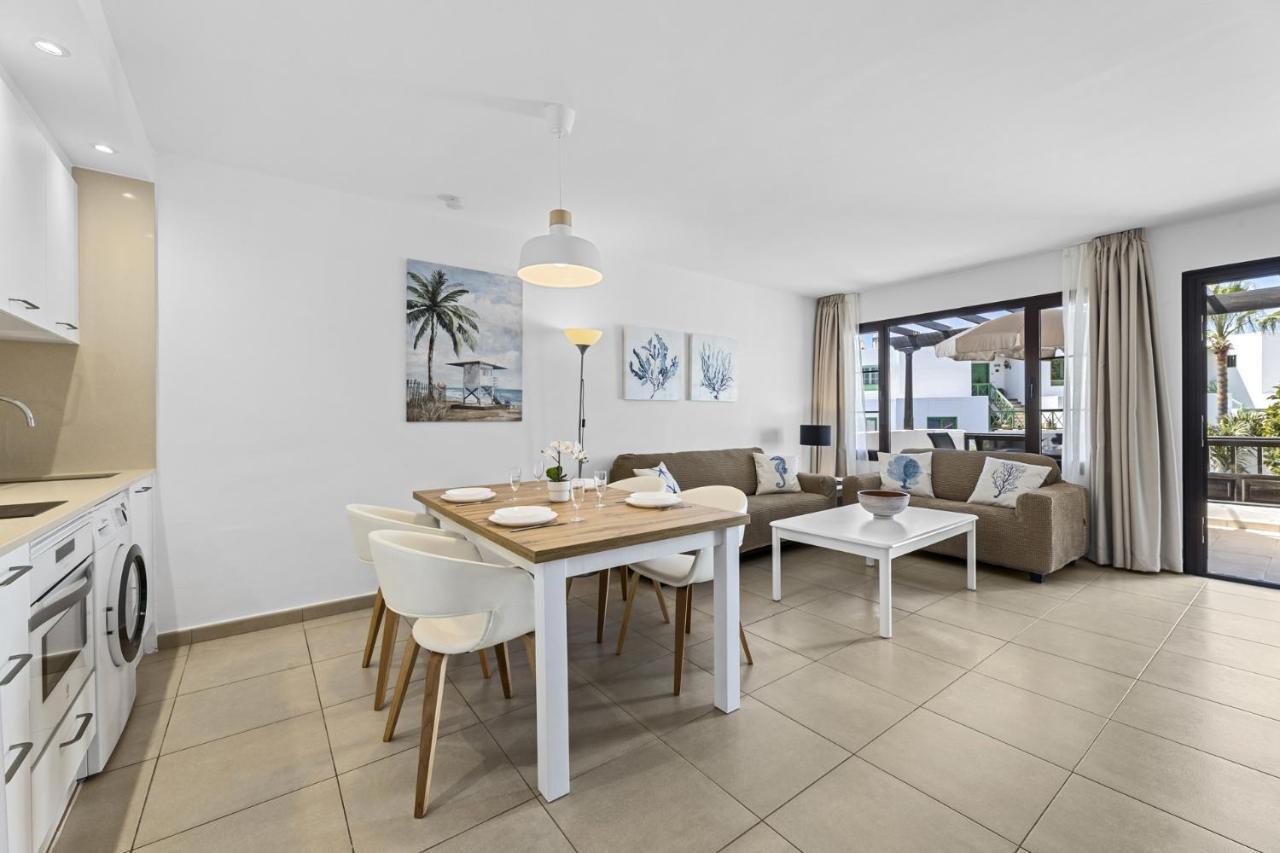 Casahost Bastian Boutique I Seaview Apartment กอสตา เตกีสเซ ภายนอก รูปภาพ