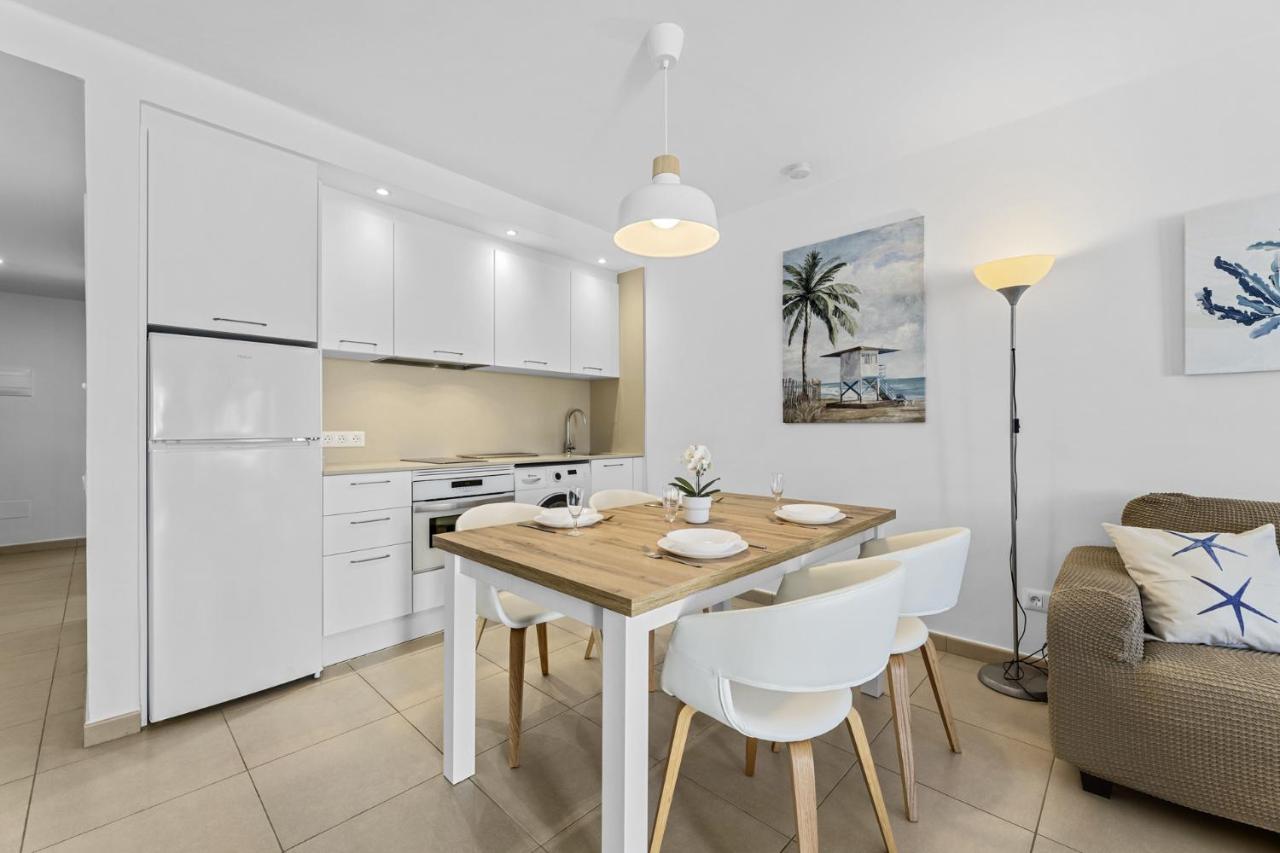 Casahost Bastian Boutique I Seaview Apartment กอสตา เตกีสเซ ภายนอก รูปภาพ