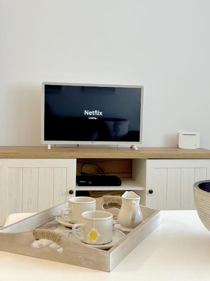 Casahost Bastian Boutique I Seaview Apartment กอสตา เตกีสเซ ภายนอก รูปภาพ